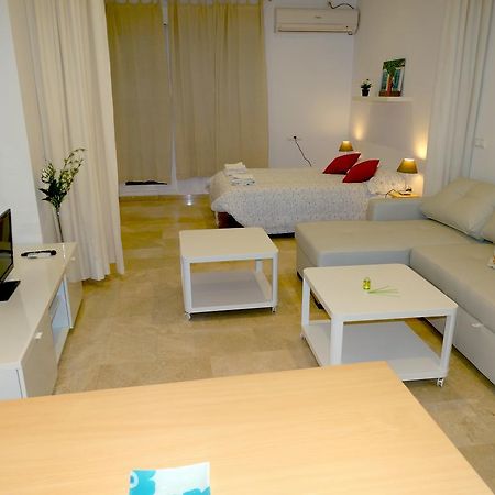 Minimalist Loft Center By Gms Apartamentos Córdoba Eksteriør bilde